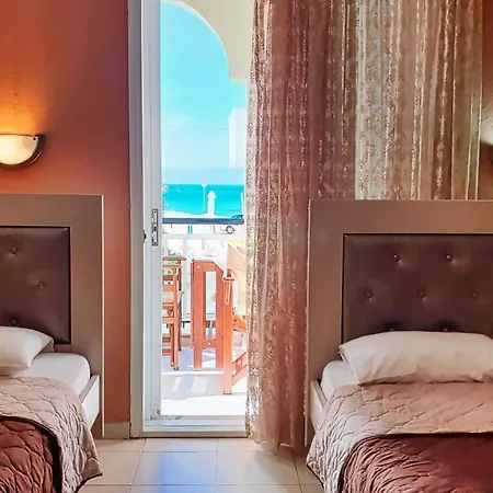 Pirofani بيت ضيافة سارتي